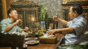 Walikota Solo, Gibran Dianggap Menggembosi Capres PDIP, Tindakan Gibran Mempermalukan PDIP item-thumbnail