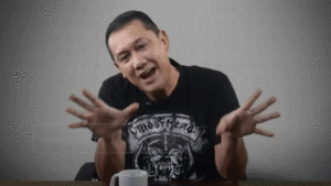 Denny Memberi Jawaban Menohok atas Pernyataan JK, 50 % Ekonomi Indonesia Dikuasai China item-thumbnail