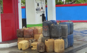 Problematika Penyaluran Bensin di Tingkat Kecamatan, Pengecer Jadi Sapi Perahan Oknum Polisi item-thumbnail