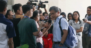 Pekan Depan Rocky Gerung Masih Harus Diperiksa Bareskrim item-thumbnail